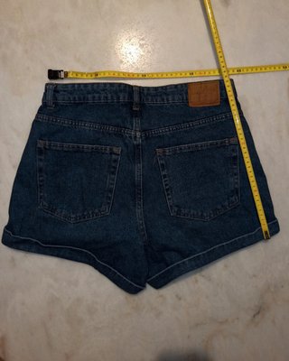Pantaloncino Bershka 40 e Zara S