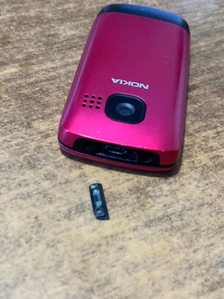 Nokia C2-05 rosa e nero funzionante con scatola
