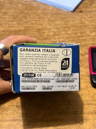 Nokia C2-05 rosa e nero funzionante con scatola