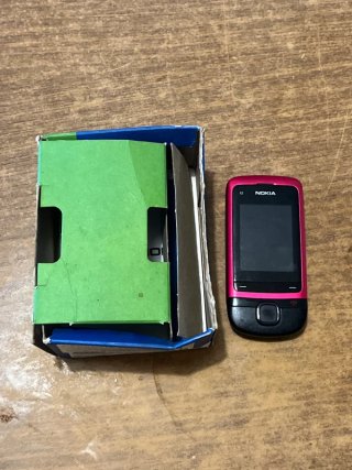 Nokia C2-05 rosa e nero funzionante con scatola