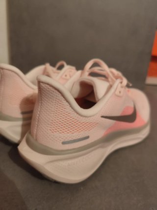Nike Pegasus 41 Talla 42