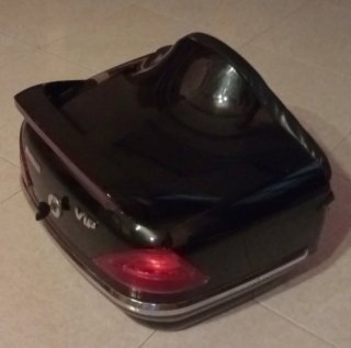 Baúl para moto o scooter marca VIP