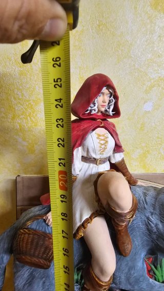 Figura Caperucita Roja y Lobo