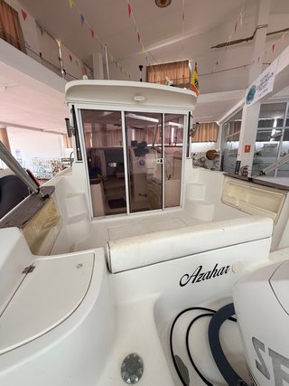 Embarcación Selva F.6.5 Cabin