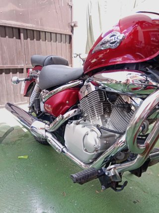 Suzuki Intruder 125