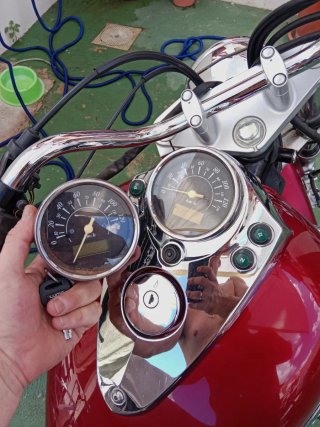 Suzuki Intruder 125