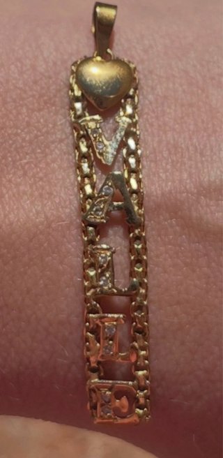 Colgante oro nombre personalizado
