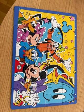 Puzzle Mickey y Amigos Disney