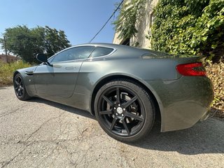 Aston Martin Vantage