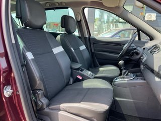 Renault Grand Scenic / Diesel / Manual / 7 plazas