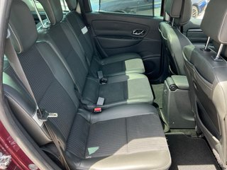Renault Grand Scenic / Diesel / Manual / 7 plazas