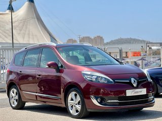Renault Grand Scenic / Diesel / Manual / 7 plazas