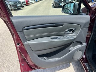 Renault Grand Scenic / Diesel / Manual / 7 plazas