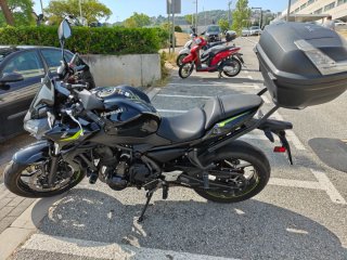Kawasaki Z650 A2 2024 Negra/Gris