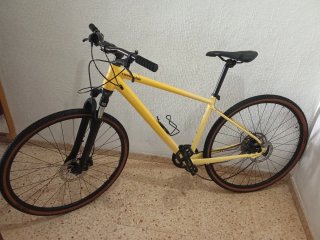 BICICLETA NUEVA POLIVALENTE CANNONDALE,MONOPLATO !