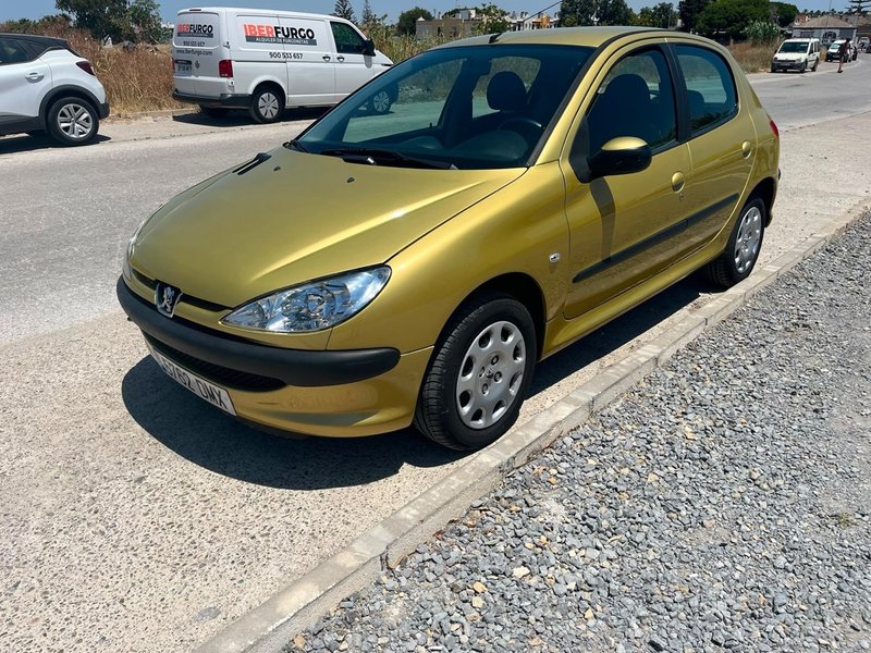 Peugeot 206 2005 - foto 1
