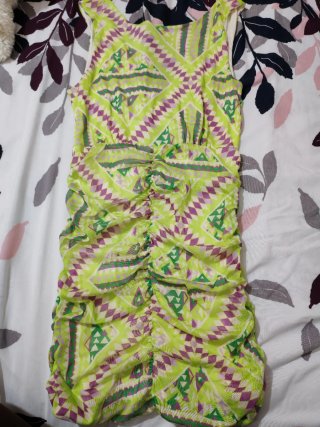 Vestido verde estampado étnico