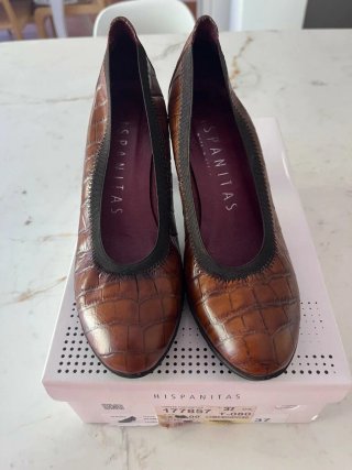 Zapatos de piel marrón tacón mujer