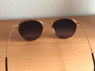 Gafas de sol Ray-Ban RB3546 negras y doradas