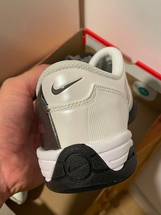 Nike Total 90 Gris y Blanco