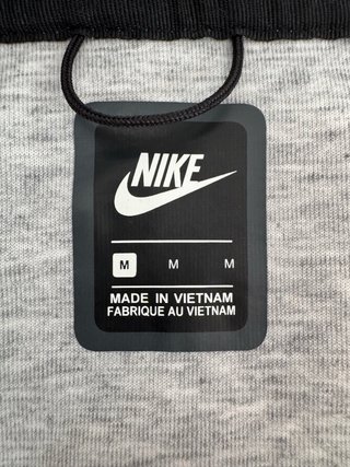 Sudadera Nike Tech Gris