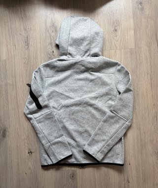 Sudadera Nike Tech Gris