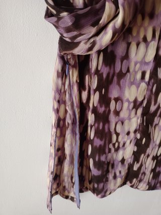 Blusa de fiesta morada y beige