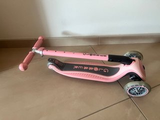 Patinete infantil 3 ruedas luminosas plegable