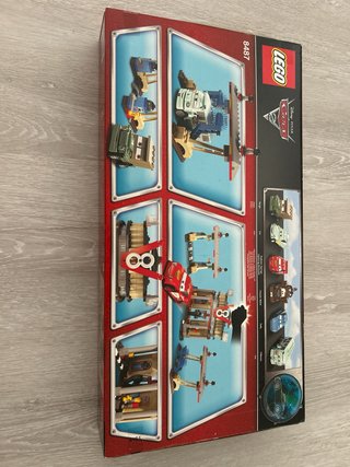 LEGO Cars 8487 - Flo's V8 Cafe