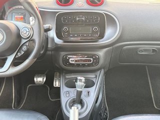 Smart Fortwo 0.9 66kW (90CV) USHUAIA LIM. EDIT COUPE