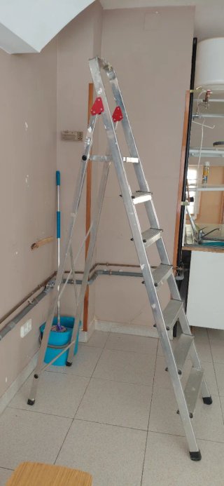 Escalera aluminio 2m