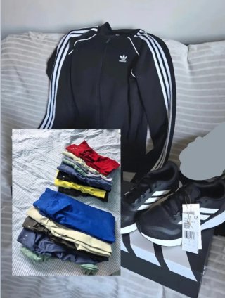 Lote de marca, chaqueta, tenis y 14 mallas