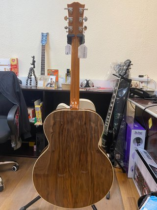 Gibson SJ200 Walnut Antique Natural Guitarra