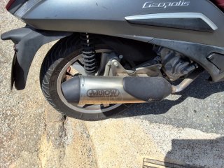 Peugeot 300 cc Scooter Gris