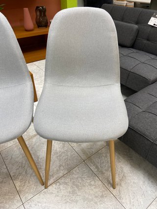 4 sillas grises tapizadas patas madera