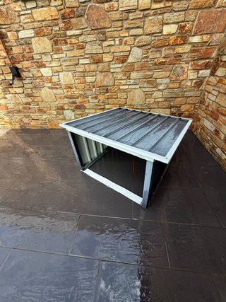 Caseta metalica jardin