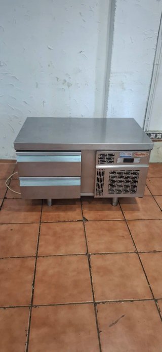 Bajo mostrador Infrico