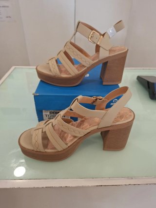 Sandalias Mustang Beige Talla 41