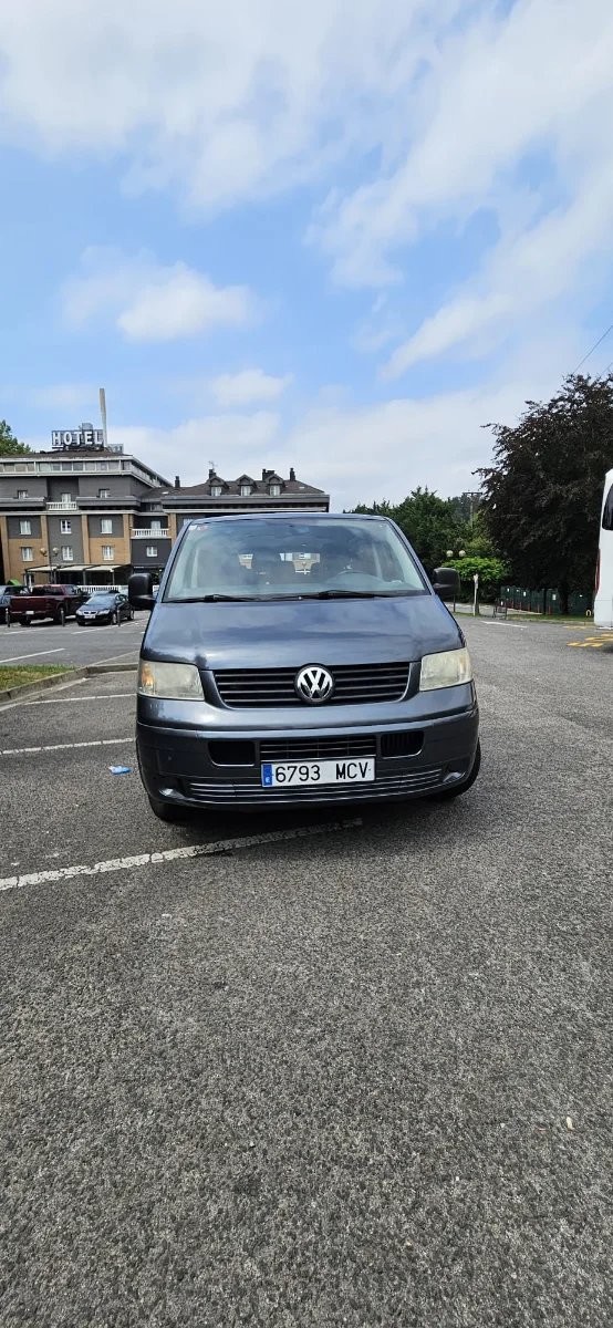 Volkswagen Caravelle 2007 - foto 1