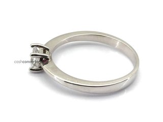 anillo oro 18k con piedra con diamante