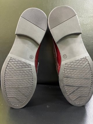 Mocasines charol burdeos talla 38
