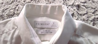 Camisa de vestir blanca