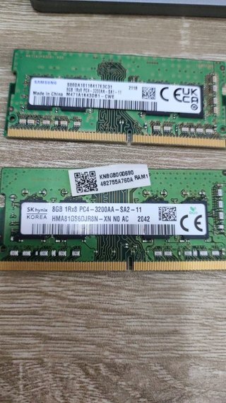2x SK hynix 8GB DDR4 3200MHz SODIMM RAM