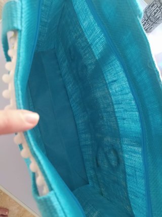 Bolso de playa customizado y bordado a mano