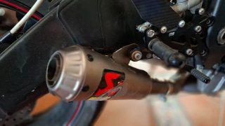 Escape akrapovic yamaha r6 r 2007