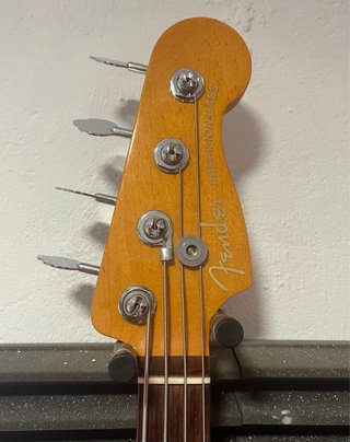 Fender American Ultra Precision Bass