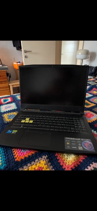 MSI Crosshair 15 C12VG RTX 4070 – État neuf – Facture disponible