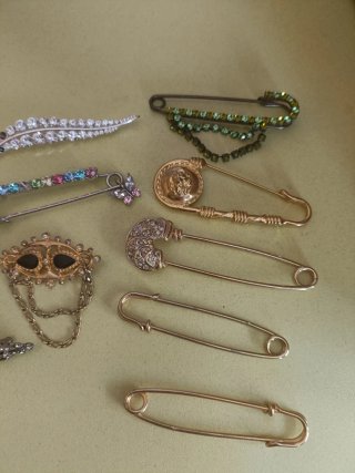 Lote de 9 broches vintage