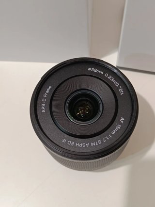 Viltrox 15mm f/1.7 per Fujifilm