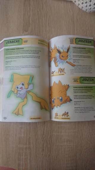 Guía Pokémon Super Extra Deluxe Esencial Definitiv